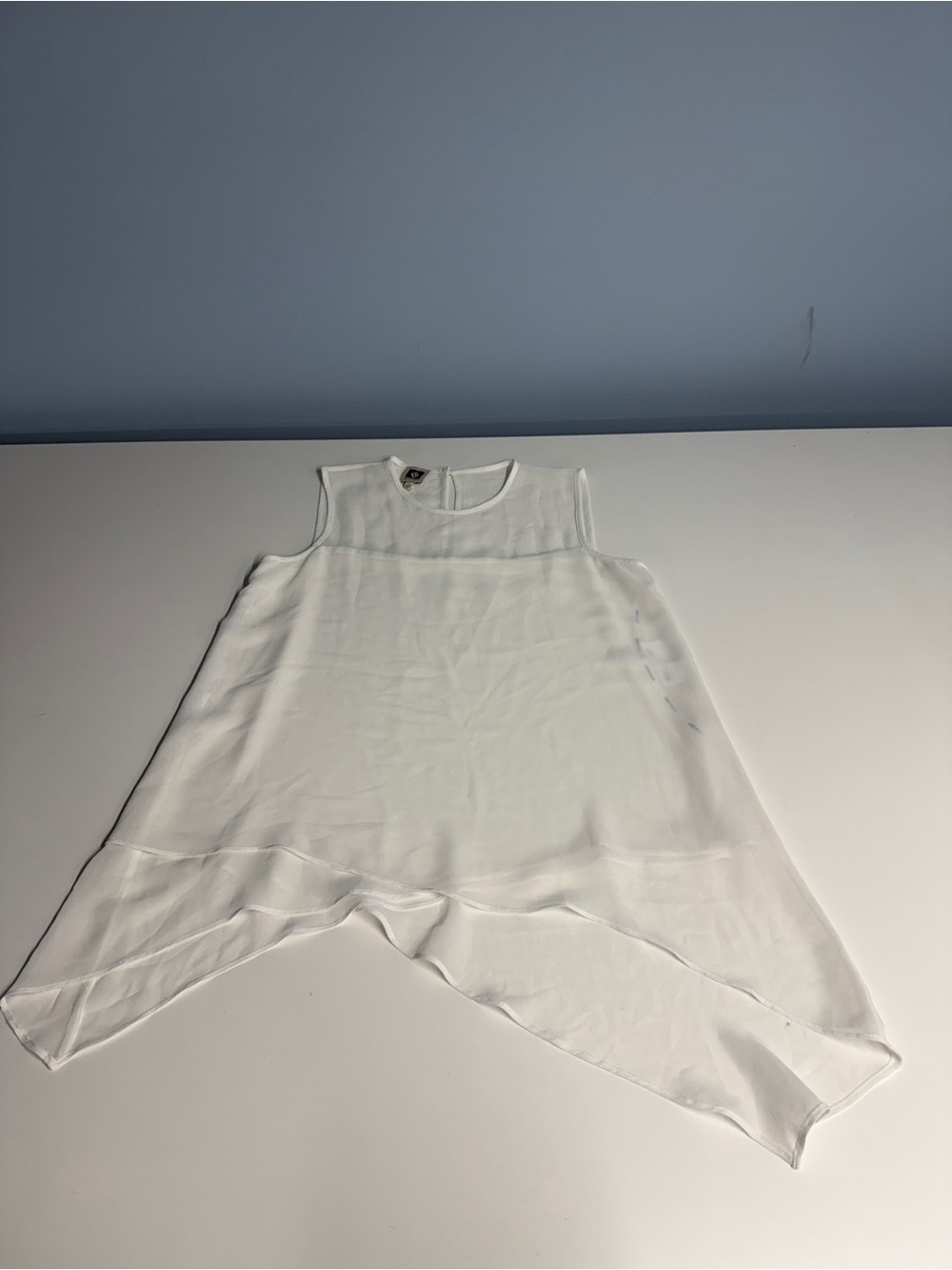 Anne Klein White Sleeveless Handkerchief Hem Top